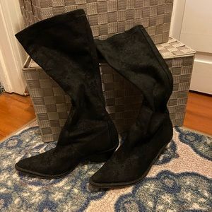 Black Donald Pliner tall boots